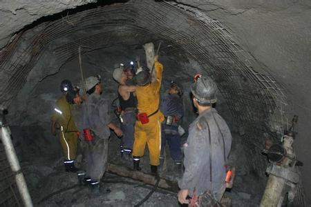 邵阳工程爆破中的危险因素分析以及应对工程爆破危险的措施